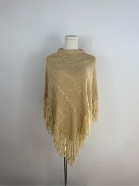 Vintage Cream Cable Knit Fringe Poncho | One Size